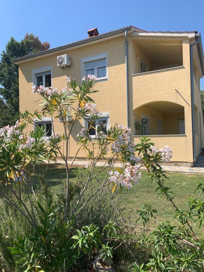 Apartment Creo Loborika Marčana Eksteriør billede