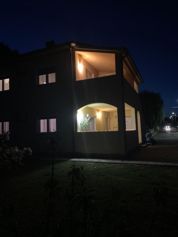 Apartment Creo Loborika Marčana Eksteriør billede